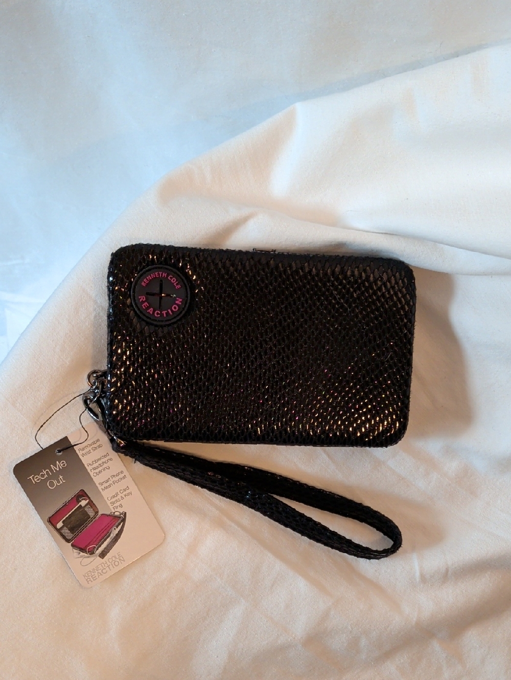 Kenneth Cole Reaction Black Wristlet Clutch